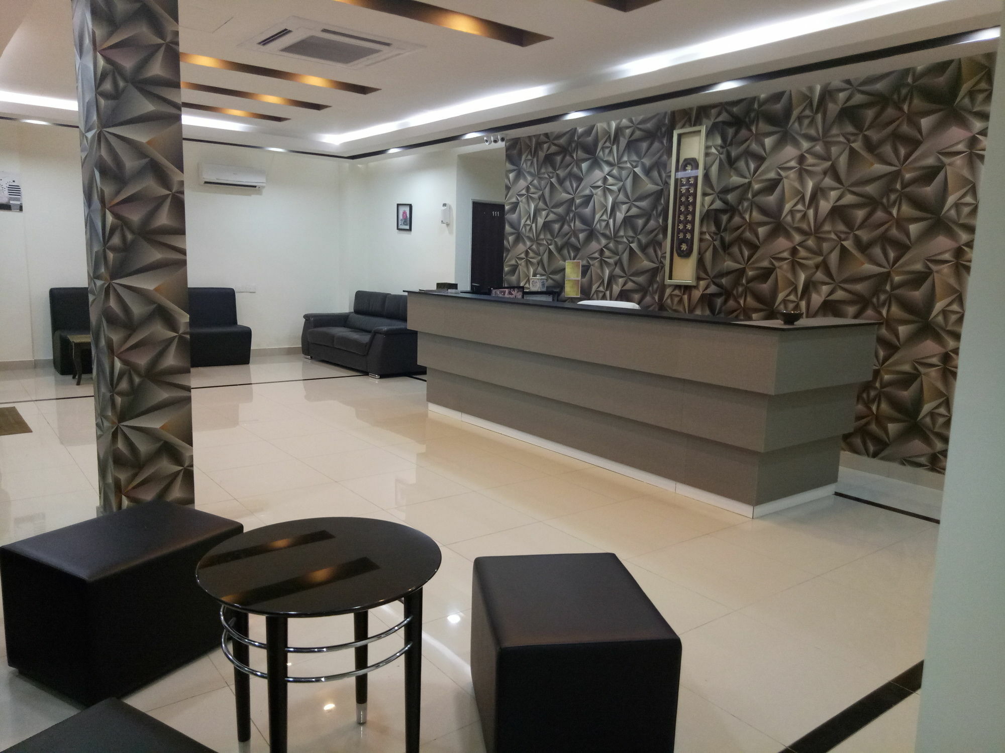 Heaven Hotel